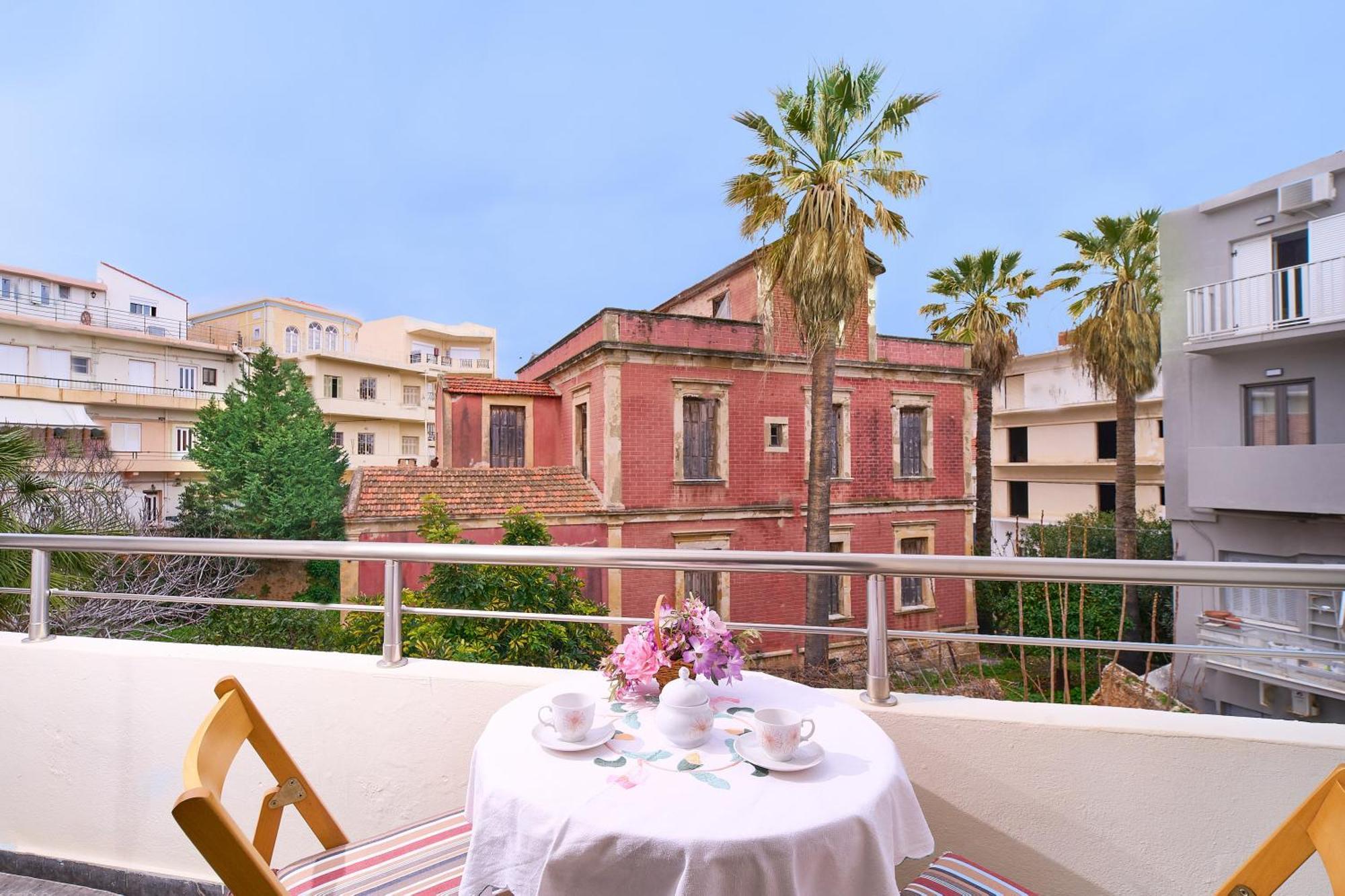 Spyridon Apartment In Chania Ханя Екстериор снимка